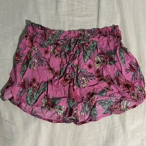 Floral Primark shorts, worn once, perfect condition, US size 4